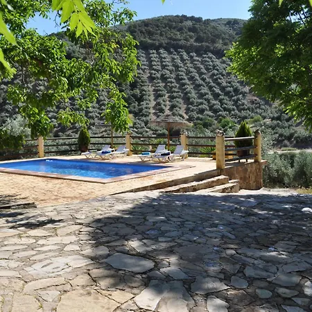 Cortijo Rural Nogueras * Cortijada Los Chorreros